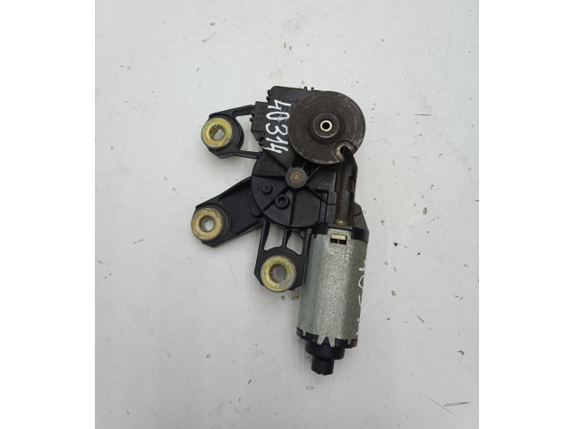 Моторчик заднего дворника 7L0955712A    Volkswagen Touareg I