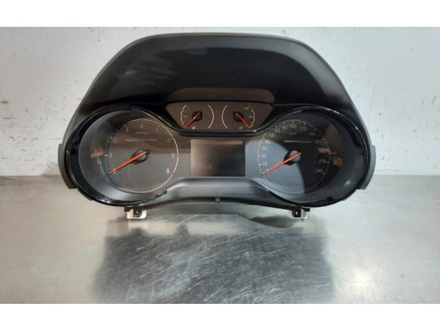 Přístrojová deska  Opel Corsa F 2020 9831576180  
