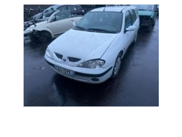 Vstřikovací lišta    Renault Megane I     