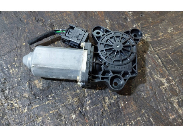 Zámek zadních dveří A2208204542, 119650105   Mercedes-Benz C W203 2001