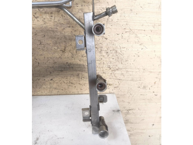 Vstřikovací lišta 078133681R   Audi A6 S6 C4 4A     