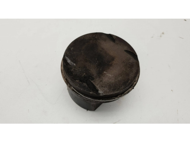 Píst 83955, 83955508   BMW 3 E36  pro benzínový motor 2.5  M50 NV