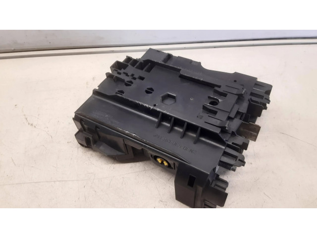 Блок предохранителей  A2045403850   Mercedes-Benz C W204    