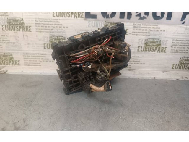   Pojistková skříňka 243802S700   Nissan Navara D22 2001