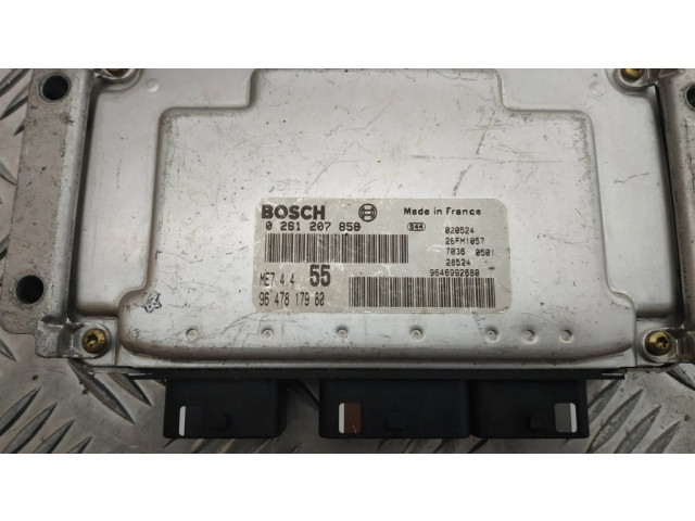 Блок управления двигателя 96478179800261207858   Citroen C3