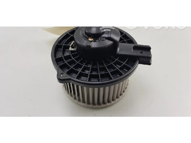 Вентилятор печки GJ6BA022G29, GJ6A61B10   Mazda MX-6