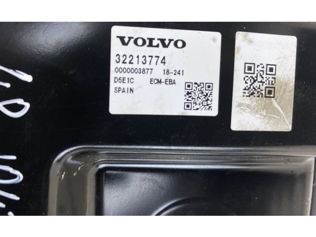 Řídící jednotka 32213774, 36012817   Volvo V40 Cross country 2018