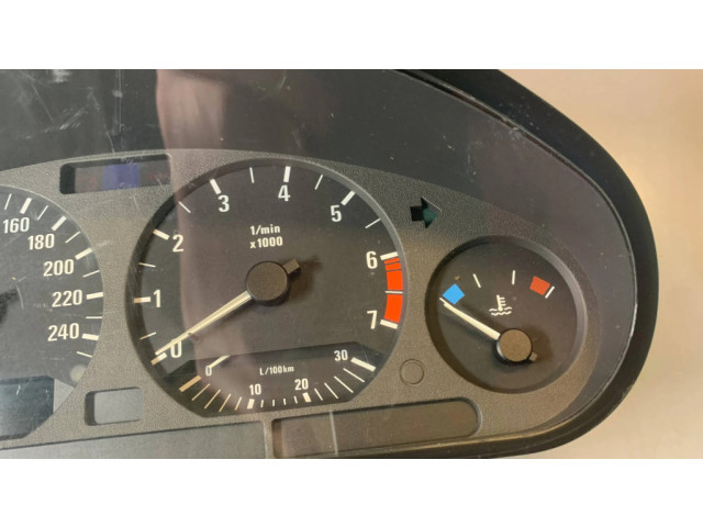 Přístrojová deska  BMW 3 E36 1994 62118364382, 110008463101  