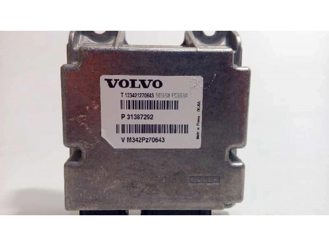 Блок управления P31387292, 31387292   Volvo V40