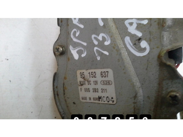 Моторчик заднего дворника 95152637    Chevrolet Spark