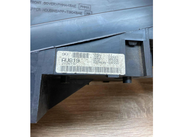 Přístrojová deska  Nissan Primera 2000 2Y28137, AU819  