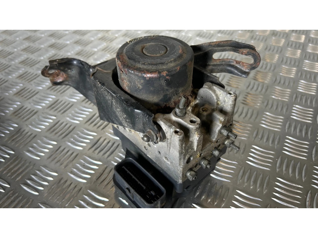 Блок АБС 4454042040   Toyota  RAV 4 (XA20)  2000-2005 года