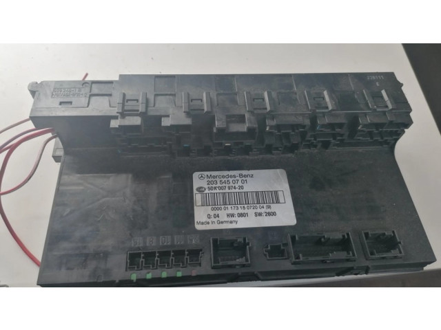 Блок предохранителей 2035450701, 5DK00797420   Mercedes-Benz C W203    