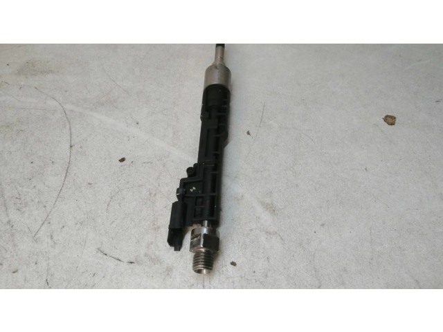 Vstřikovač 13647599876, 10213541   BMW M5  pro benzínový motor 4.4  