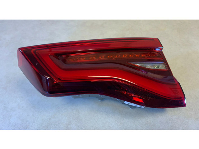 Задний фонарь  63217408744, 63219853378    BMW X3 G01   2018- года