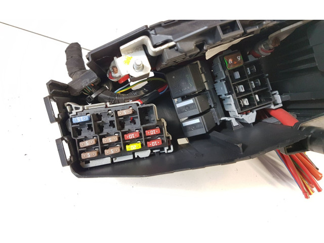   Pojistková skříňka 6G9T14A076MB, 6G9T14A067CA   Volvo XC70 2008