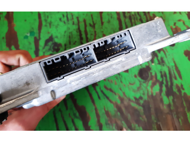 Блок управления двигателем ECU