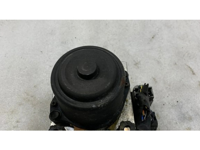 Jednotka ABS 4451026030, 270405282156   Toyota Hiace (H200) 2008