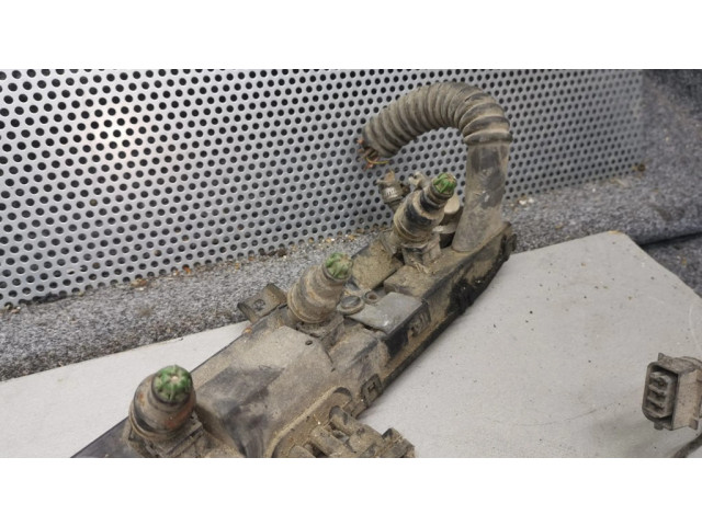 Vstřikovač 0280150414, 1724561   BMW 5 E34  pro benzínový motor 2.0  
