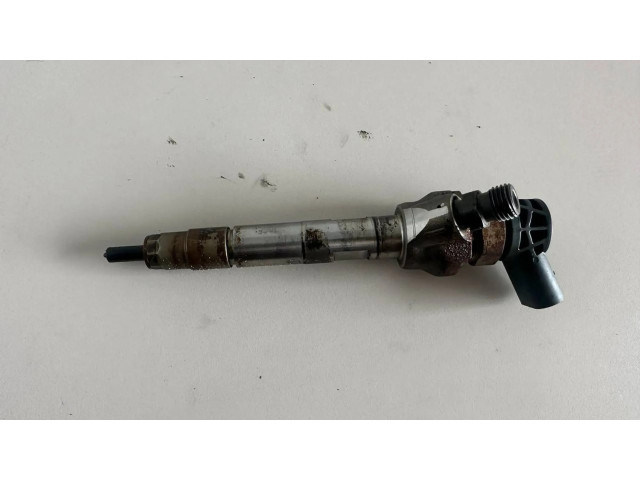 Vstřikovač 8514143   BMW 4 F32 F33  pro naftový motor 2.0  