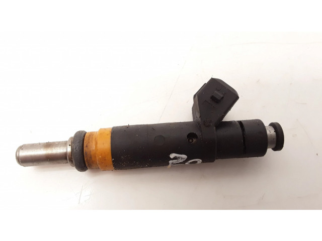 Форсунка 7506924    BMW 7 E65 E66 для бензинового двигателя  4.5