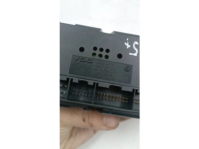 Блок управления климат-контролем 3B1907044H, 2400022303   Volkswagen PASSAT B5.5