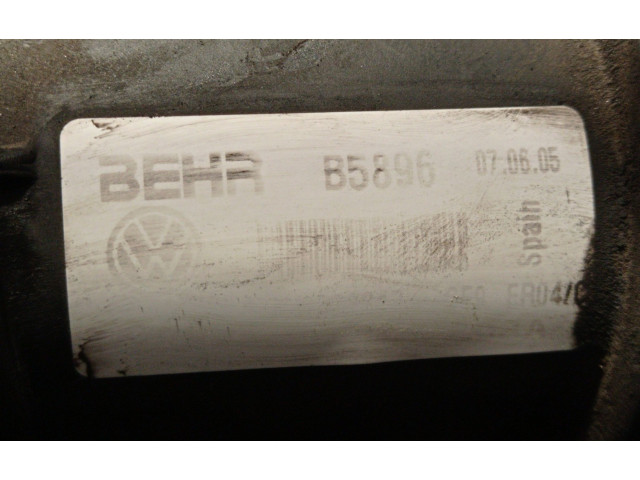 Интеркулер  1K0145803A, B5896   Seat Altea 