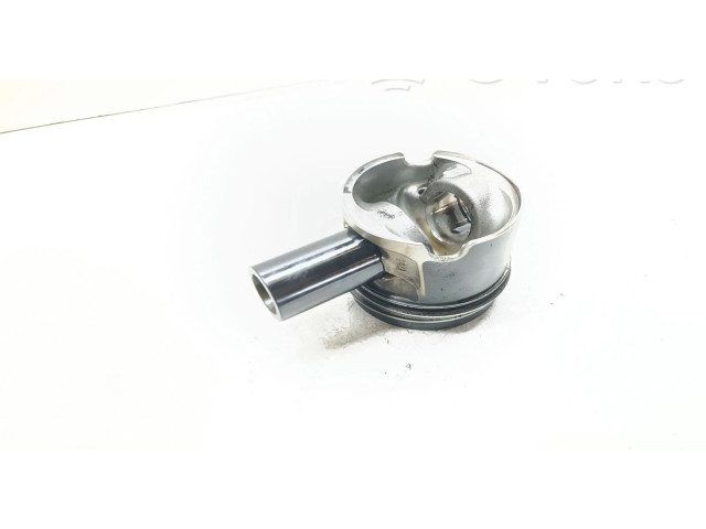 Píst 0840ZR, 13R3   BMW X1 E84  pro naftový motor 2.0 N47D20C 