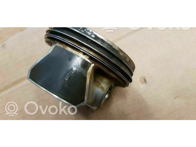 Píst 06K107065, CJX   Audi A3 S3 8V     