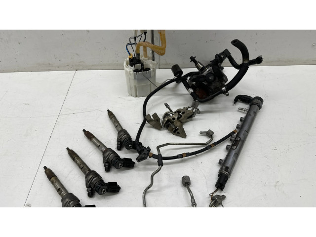 Vstřikovač 8515060, 8515058   BMW 1 F20 F21  pro naftový motor 1.6  