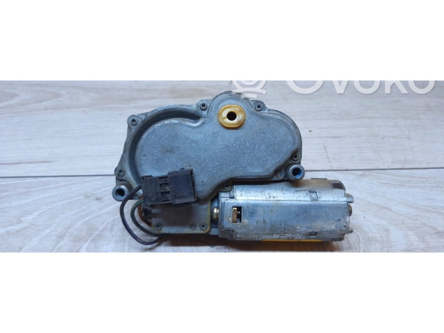 Моторчик заднего дворника 8a9955713, 40378712    Audi 80 90 S2 B4