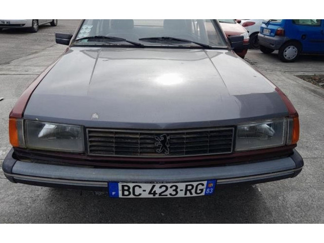   Pojistková skříňka    Peugeot 305 1985
