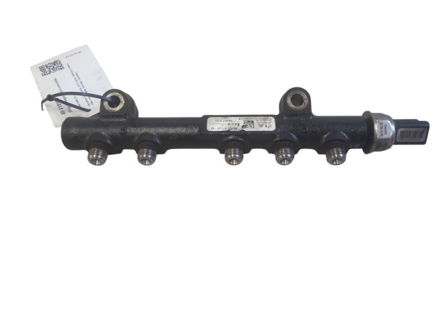 Vstřikovací lišta 9685297580, 142391714   Volvo V40    D4162T 