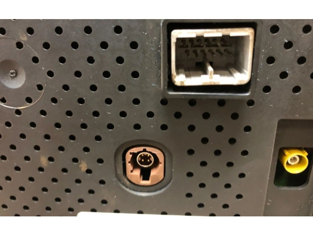Дисплей    8891571859, 8891571859   Lynk & co 01