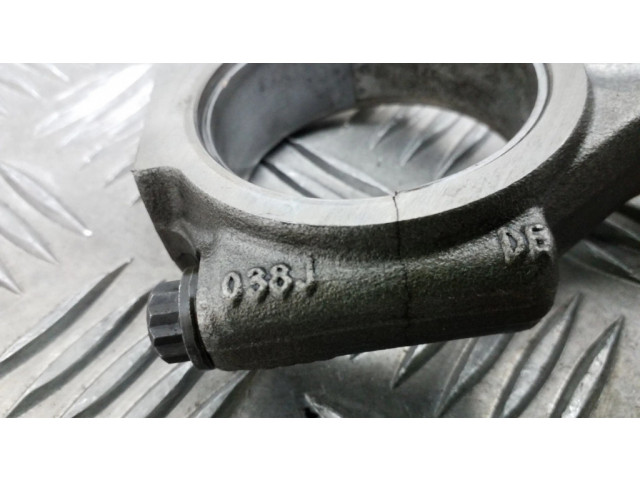 Píst 180506203GE, V200   Audi A3 S3 A3 Sportback 8P  pro Jiný motor 0.0  