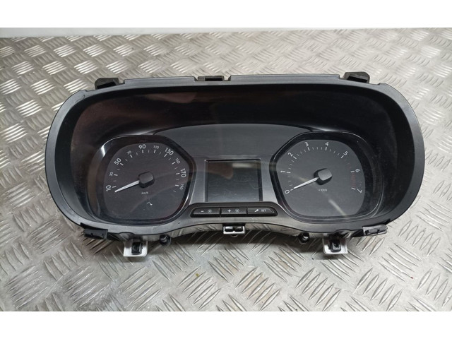 Přístrojová deska  Peugeot Expert 2016 9831168480  