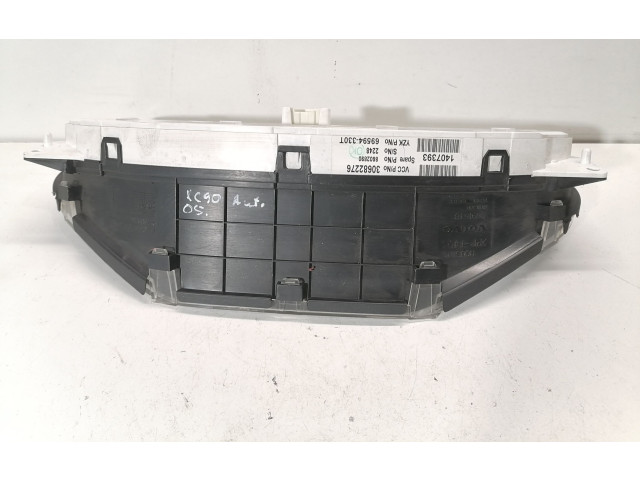 Přístrojová deska  Volvo XC90 2004 30682276  