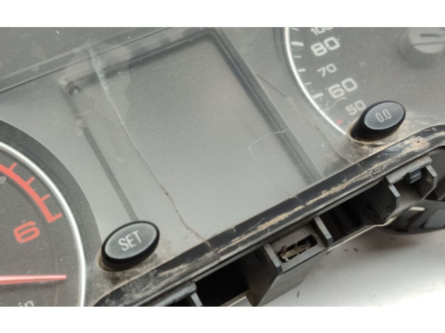 Панель приборов 8R0920930D   Audi Q5 SQ5       