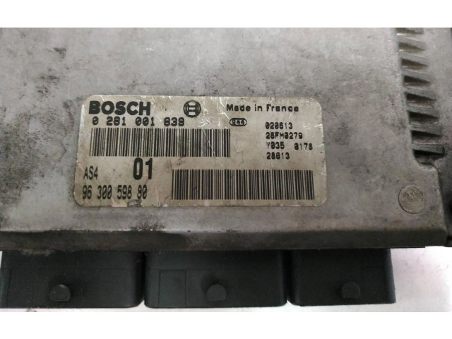 Řídící jednotka 0281001839   Peugeot 106 
