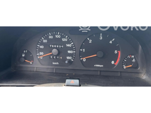 Панель приборов    Suzuki Vitara (ET/TA)       
