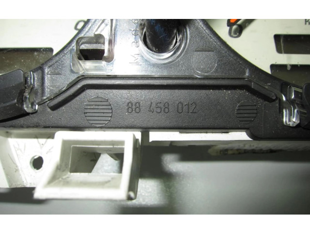 Панель приборов 88458012   Mercedes-Benz SLK R170       
