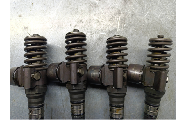 Комплект форсунок 03G130073G, 03G130073GX    Mitsubishi Grandis   