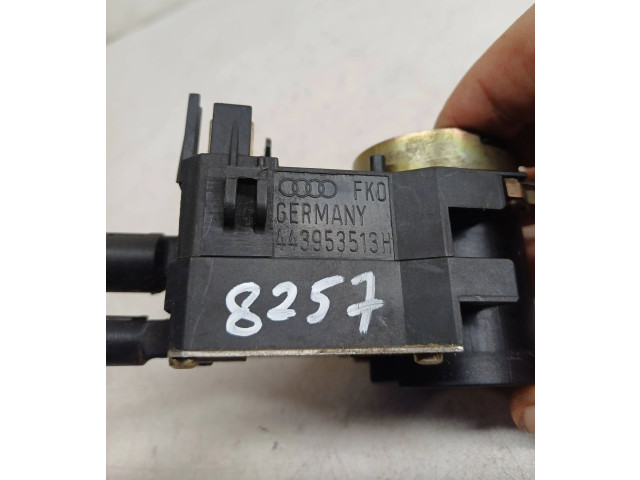 Čerpadlo oleje 443953513H   Audi 80 90 B3   