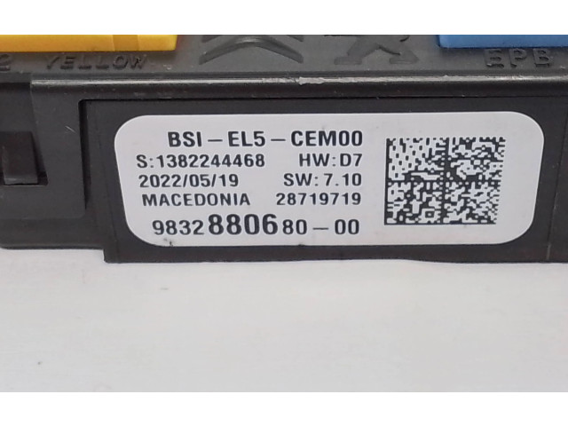   Pojistková skříňka 9832880680, 28719719   Opel Crossland X 2022