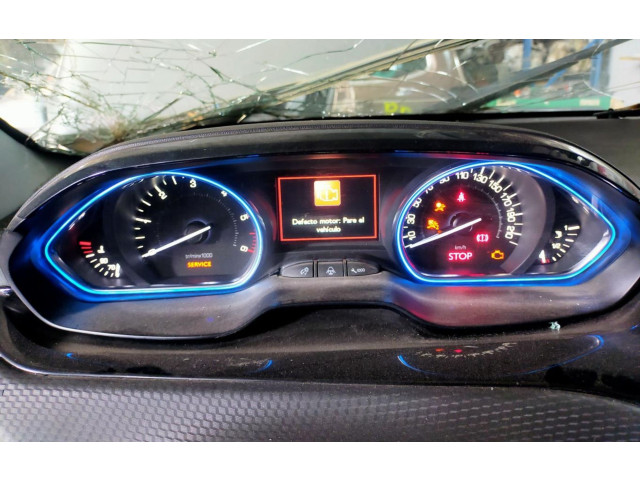 Přístrojová deska  Peugeot 2008 I 2016 9813865680  