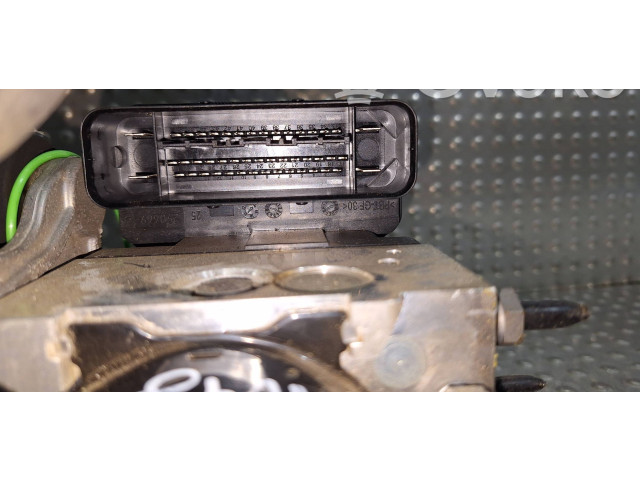 Jednotka ABS A1729014100, A1724314312   Mercedes-Benz C W204 2013