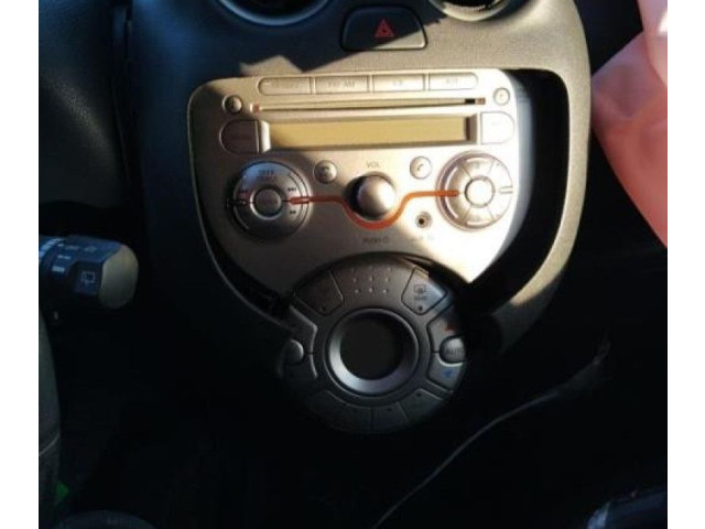 Блок управления климат-контролем    Nissan Micra