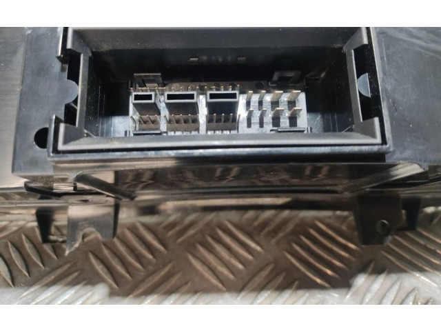 Přístrojová deska  Volkswagen Jetta V  1K0920874B  