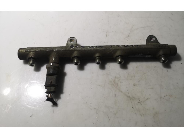 Топливная рампа 0445214015   Renault Scenic I  