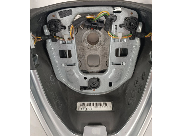 Volant Opel Zafira C 2012 13351028  